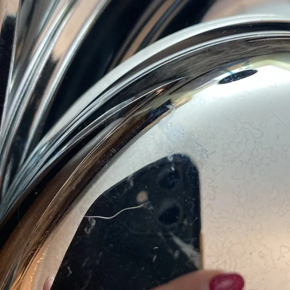 2 Vintage Chrome Serving
Trays made in Quebec - Picture 11 of 16